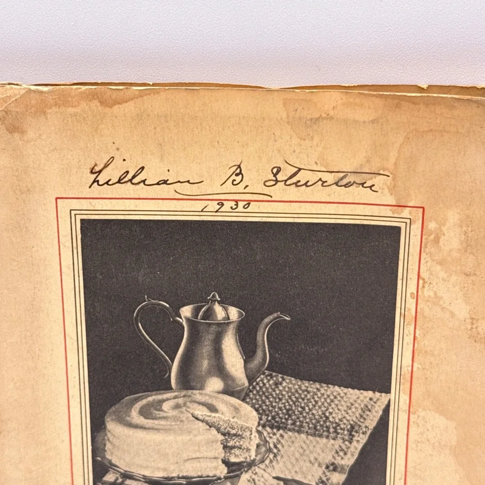 Meredith Publishing Best Cake Recipes Unisex OS Tan 1930 Antique Cookbook BHG